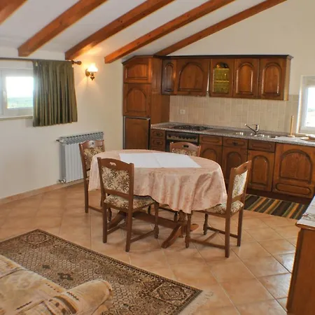 1a Lilly Vabriga With Sea View