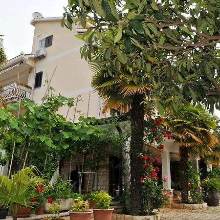 1a Lilly Vabriga With Sea View Maison d'hôtes