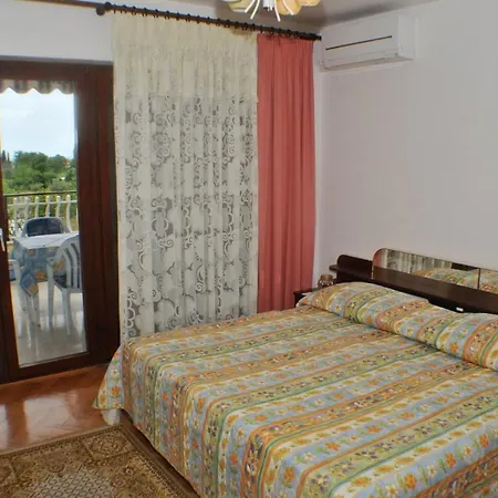 1a Lilly Vabriga With Sea View