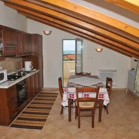 1a Lilly Vabriga With Sea View بيت ضيافة 3*